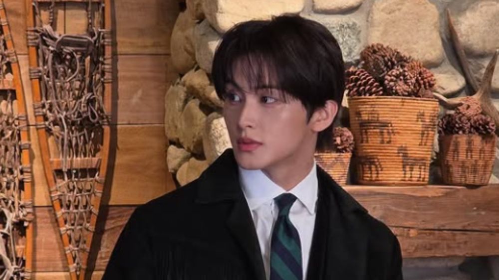 Mark Lee Resmi Luncurkan Agensi Pribadi Upper Room, Awali Babak Baru Karier Solo