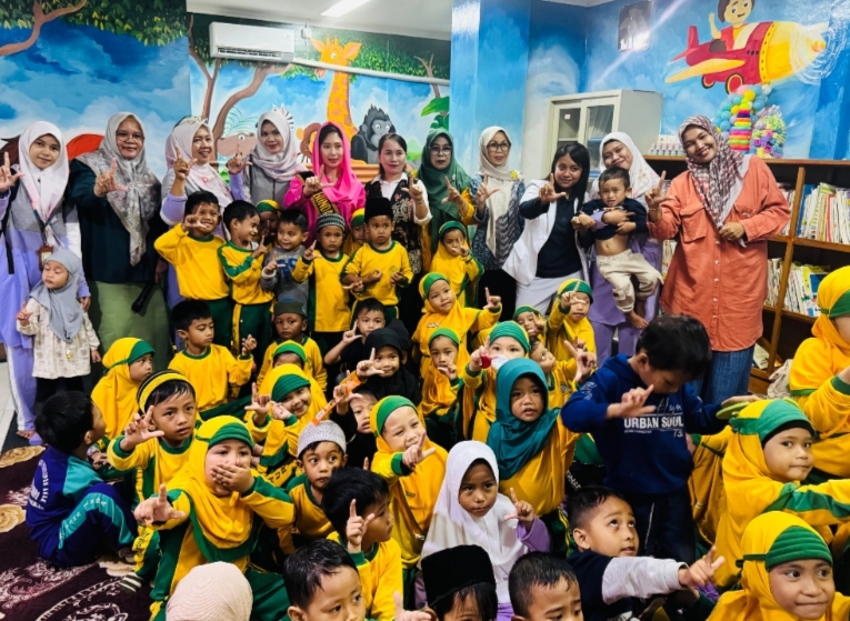 Bunda Literasi dan Ibu Wakil Bupati Ajak Anak PAUD di Nunukan Kenal Profesi Sejak Dini