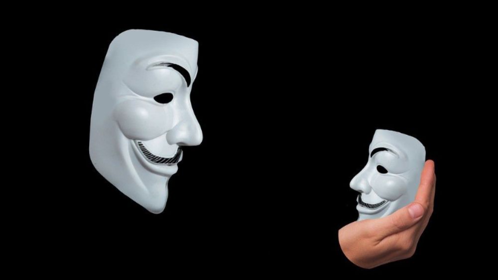 Dari Perhatian Berlebihan hingga Pengabaian, Memahami Pola Love Bombing