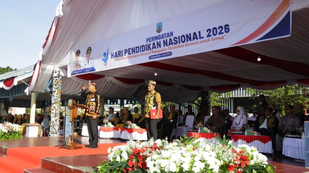 Gubernur Kaltara Pimpin Upacara Hardiknas 2026, Serukan Penguatan Pendidikan Nasional