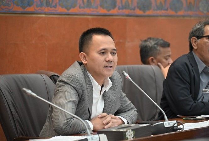 Iklan Pinjol Ilegal Masih Marak di Medsos, DPR Desak Penindakan Hukum