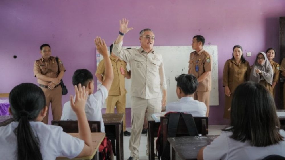 Bupati Malinau Kunjungi Dua Sekolah di Malinau Utara, Dorong Pembelajaran Interaktif dan Tekankan Disiplin