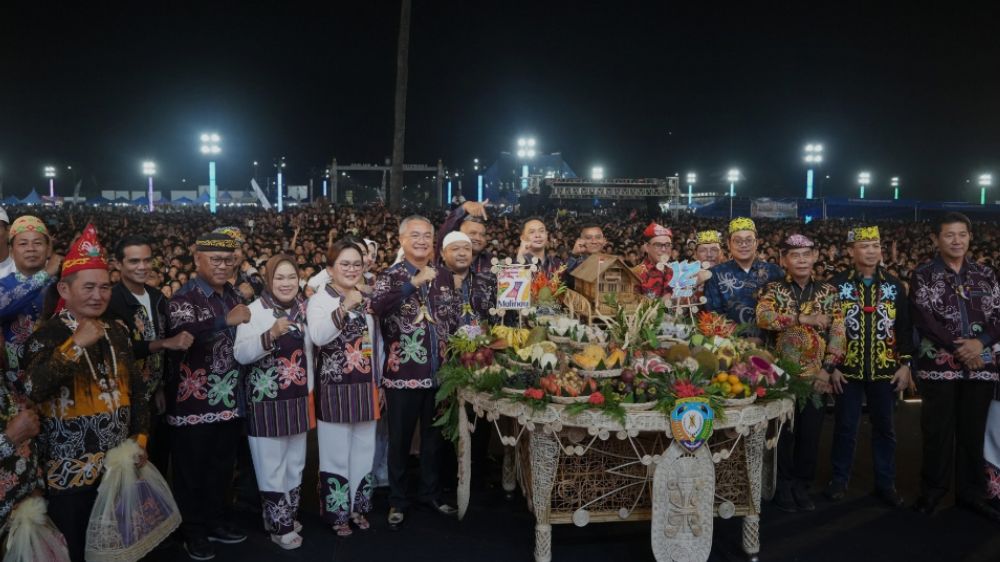 Penutupan Irau ke-12 Malinau Dihadiri Ribuan Warga, Perayaan Budaya HUT ke-27 Gerakkan Ekonomi Masyarakat