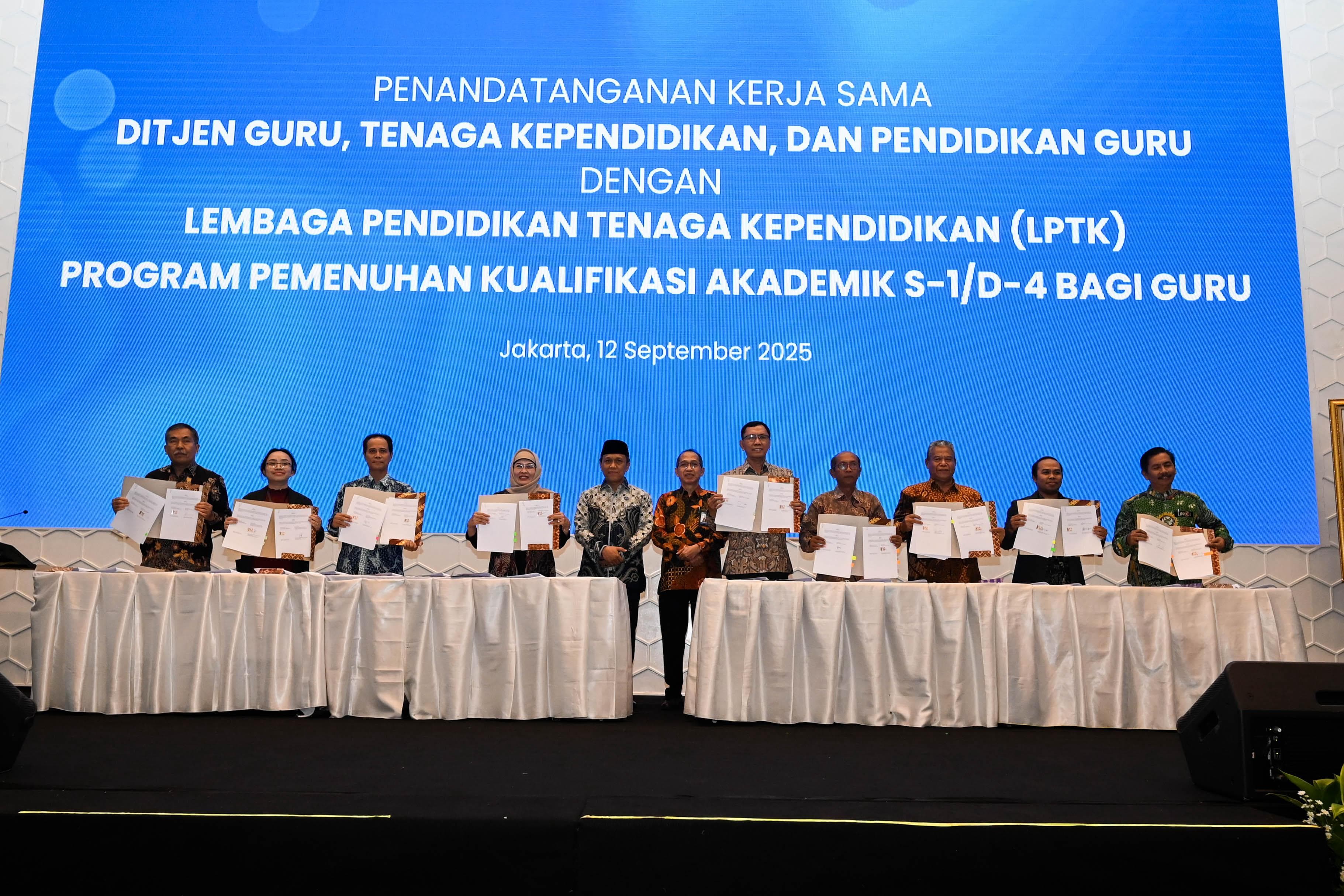 Alhamdulillah! Dapat Biaya Pendidikan, 12.500 Guru TK dan SD Bisa Lanjutkan Studi S1/D4