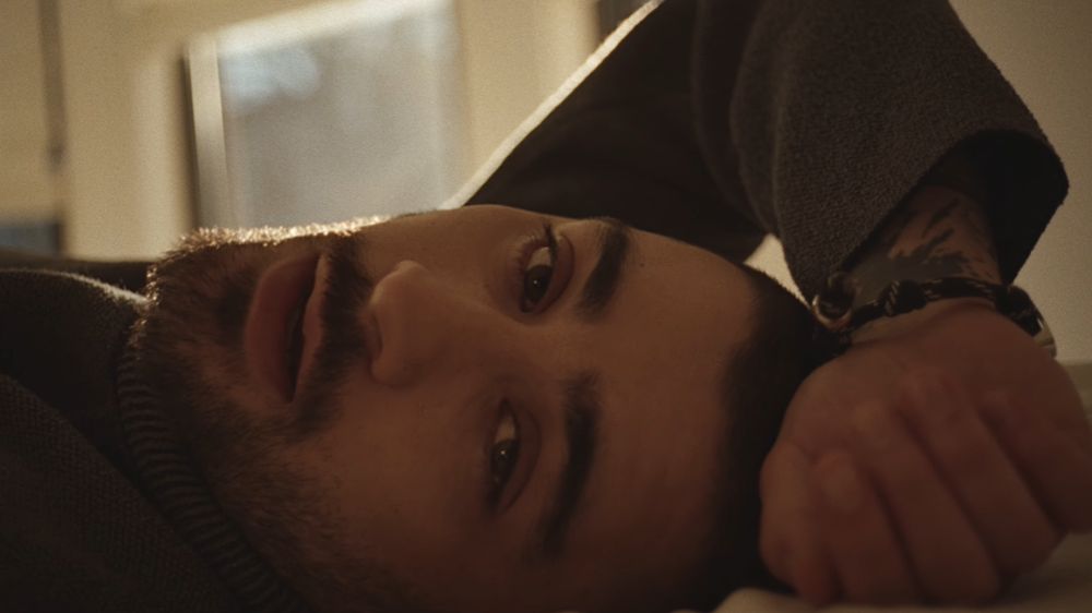 Lirik Lagu Sideways - Zayn Lyrics