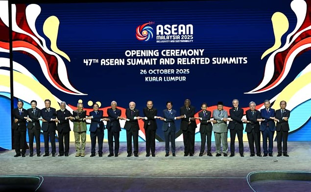 Perkuat Ekonomi Kawasan, China dan ASEAN Sepakat Tingkatkan Perjanjian Perdagangan Bebas