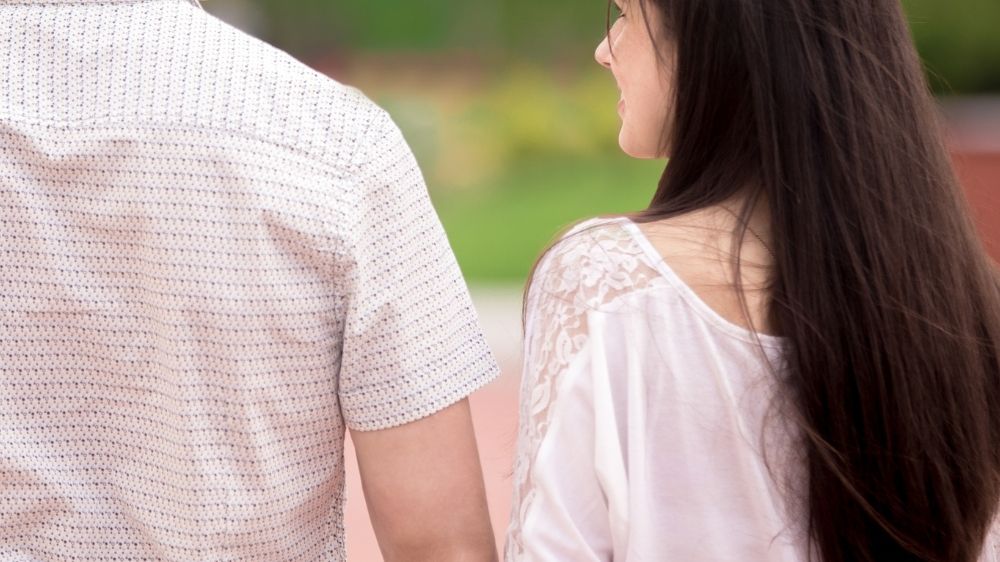 Mengapa Remaja Mudah Tertarik pada Groomer? Kerentanan Remaja terhadap Manipulasi Emosional