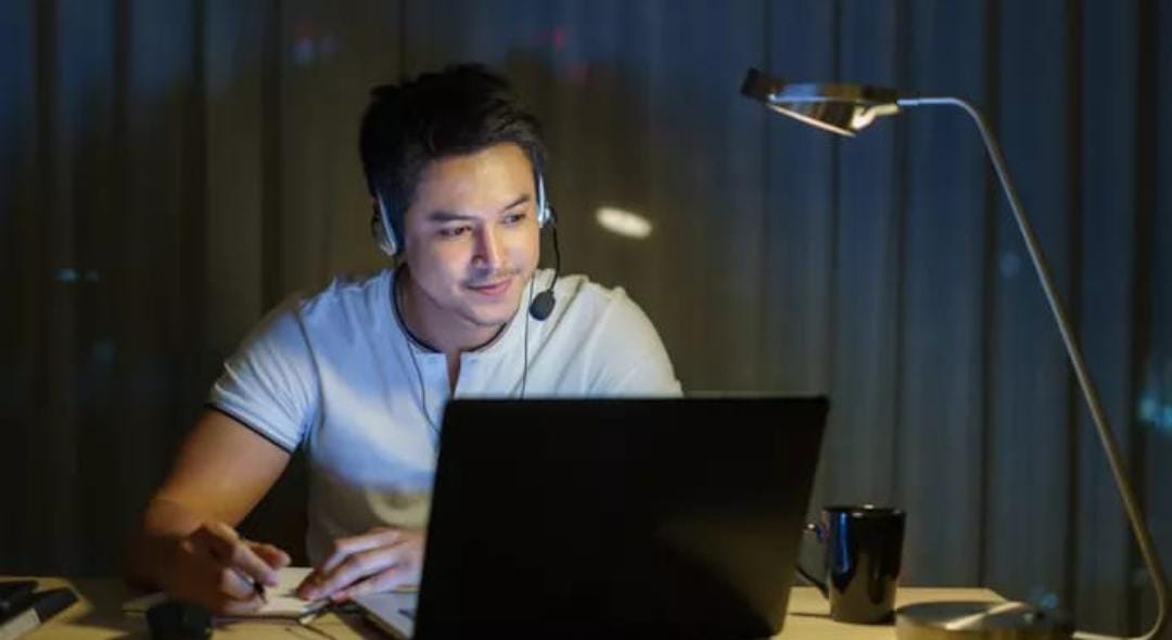 Bukan Pagi, ini Alasan Banyak Orang Justru Lebih Produktif di Malam Hari