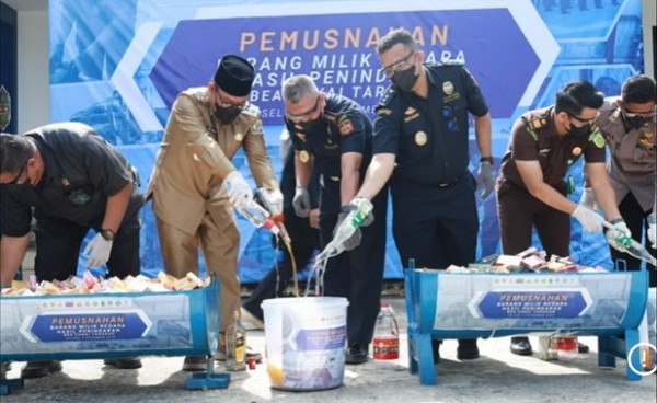 Ratusan Barang Ilegal Dimusnahkan di Tarakan, Wawali Tekankan Transparansi Pemerintah