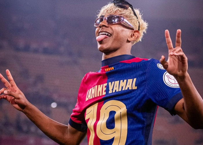Lamine Yamal Teken Kontrak Baru Gaji Fantastis: Jadi Pilar Masa Depan Barcelona!