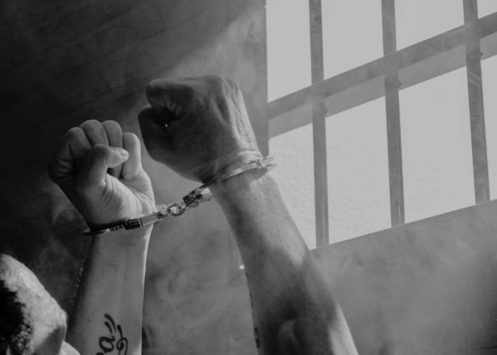 Menjerat dan Melindungi, Perspektif Hukum Indonesia terhadap Child Grooming