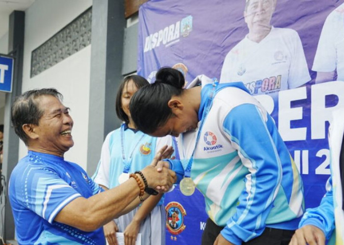 Tutup Gubernur Cup II Renang di Tarakan, Gubernur Kaltara Dorong Atlet Kaltara Terus Tingkatkan Prestasi