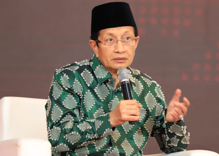 Menteri Agama Desak Revisi UU Guru: Hentikan Dikotomi Sekolah Umum dan Madrasah! 