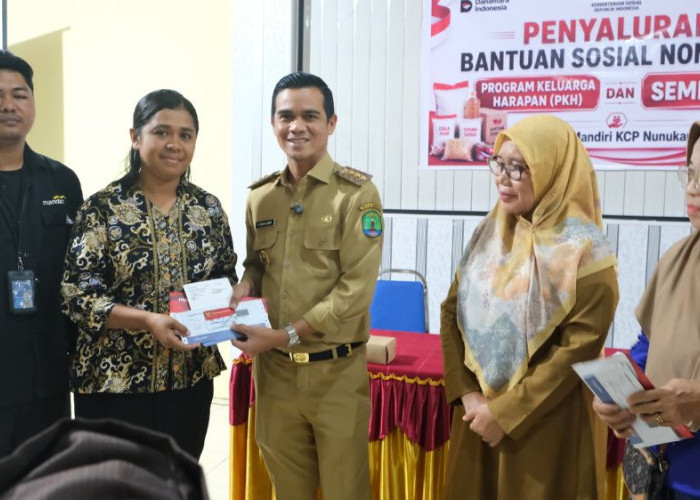 Pemkab Nunukan Salurkan Bantuan Sosial, KPM Diminta Gunakan Sesuai Peruntukan
