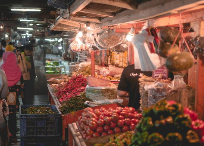 Pasca Lebaran 2026, Harga Pangan Berubah: Stabil di Data, Terasa Naik di Lapangan