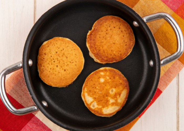 10 Makanan Manis yang Gampang Dibuat di Rumah Tanpa Oven, Ada Roti Maryam hingga Roti Teflon