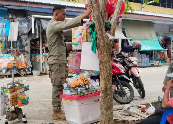 Penataan Pasar Rakyat Liem Hie Djung Berlanjut, Satpol PP Nunukan Tertibkan PKL di Area Luar Pasar