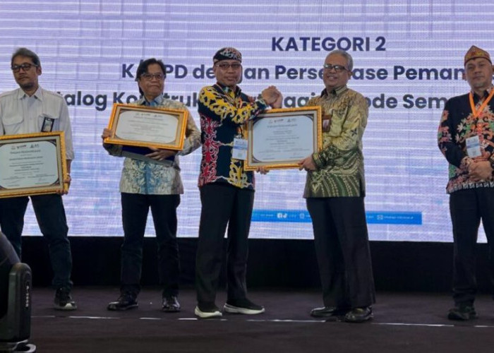 Kalimantan Utara Terima Penghargaan Nasional LKPP Berkat Capaian Tertinggi Pemanfaatan Katalog Konstruksi