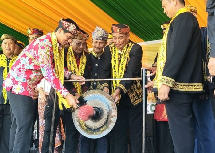 Bupati Nunukan Resmi Buka Iraw Tidung Borneo Bersatu ke-IV, Seni Tradisional dan Persatuan Jadi Sorotan