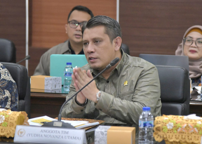 DPR Apresiasi Langkah Komdigi Tertibkan Platform Digital Bandel