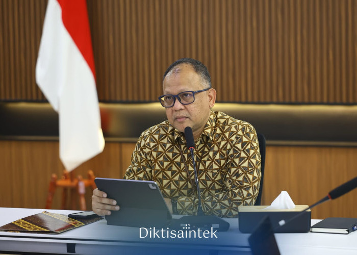 Kado Manis Akhir Tahun, Terbit Peraturan Menteri untuk Profesi, Karier dan Penghasilan Dosen