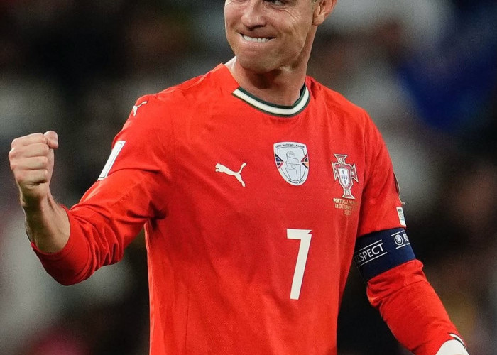 Irlandia vs Portugal: Troy Parrot Cetak 2 Gol, Ronaldo Kartu Merah Pertama