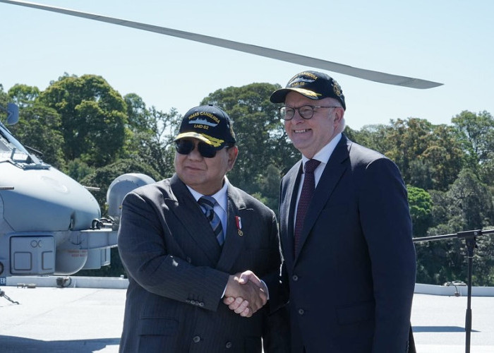Perkuat Diplomasi Pertahanan, Presiden Prabowo dan PM Albanese Kunjungi Kapal HMAS Canberra
