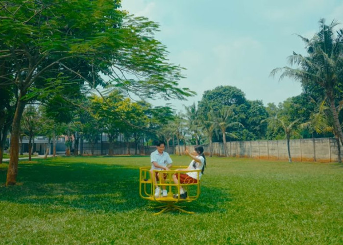 Lirik Lagu Adu Bola Mata - Tiara Andini