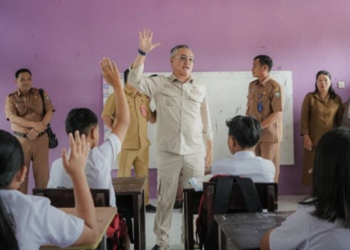 Bupati Malinau Kunjungi Dua Sekolah di Malinau Utara, Dorong Pembelajaran Interaktif dan Tekankan Disiplin