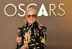 Peran Aunt Gladys di Film Weapons Antar Amy Madigan Raih Piala Oscar