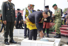 Gubernur Kaltara Ziarah ke TMP Telabang Bangsa, Dorong Generasi Muda Lanjutkan Perjuangan Pahlawan